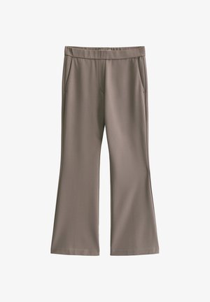 Φαρδιά παντελόνια σε χρώμα ταμπά με ελαστική μέση και εμπρόσθιες τσέπες, κατασκευασμένα από μεταξένιο ύφασμα, απλωμένα επίπεδα σε λευκό φόντο.