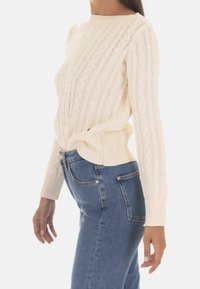 Guess Jersey de punto - off-white