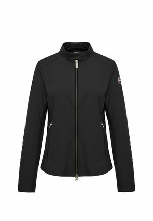 Jachetă ușoară neagră cu fermoar frontal complet argintiu, guler în picioare, buzunare laterale cu fermoar și patch rotund cu logo pe mâneca stângă.