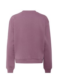 Felpa viola con vestibilità rilassata, colletto e polsini a costine, e texture morbida. Nessun motivo o hardware aggiuntivo visibile.