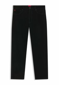 Jeans di cotone neri con design a gamba dritta, dotati di una targhetta con logo rosso sulla vita e due tasche frontali. Texture liscia, dettagli minimi.