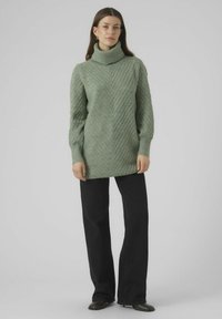 Vero Moda ANJASTINNA LONG - Džemper - laurel wreath