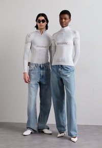 MISBHV SPORT EUROPA QUARTER ZIP LONGSLEEVE UNISEX - Μπλούζα με μακριά μανίκια - light grey