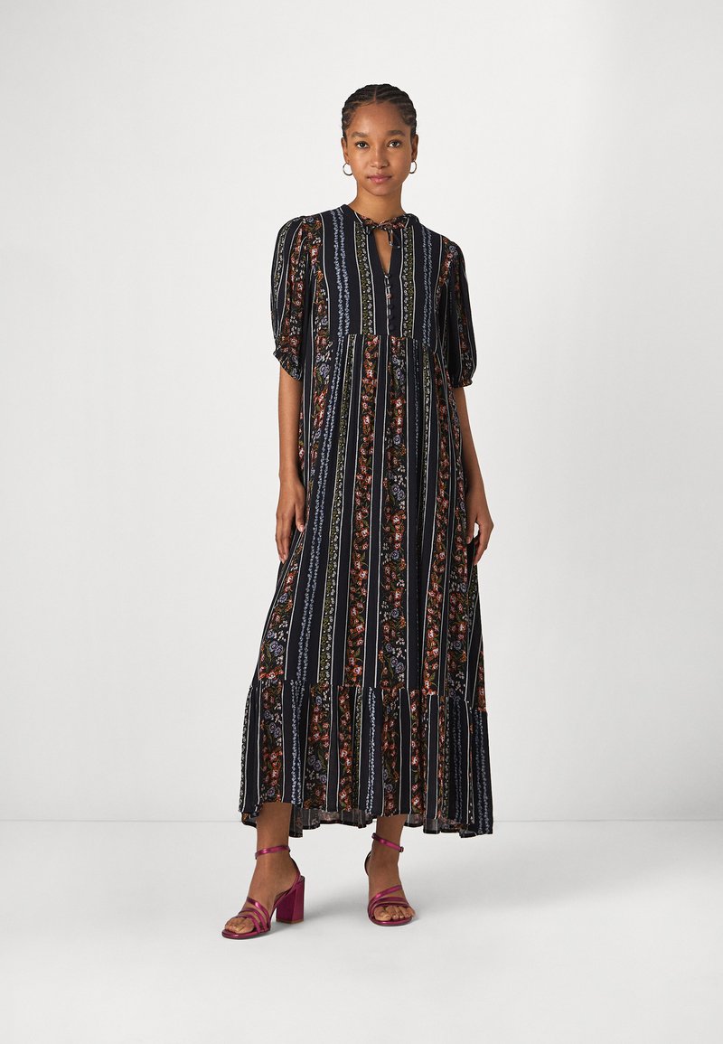 Robe Trapèze Marine CAPSULE – Taille 48 – Neuf Avec étiquettes – Style Midi