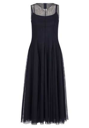 Czarna sukienka bez rękawów z przejrzystym dekoltem, zwiewnym dołem i fałdowanym wzorem. Zapina się z tyłu na dyskretny zamek błyskawiczny.