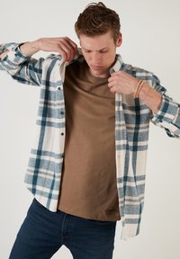 Buratti REGULAR FIT - Overhemd - ecru-blue