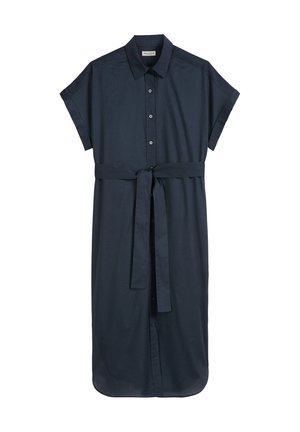 Robe chemise bleu marine foncé en tissu lisse, dotée d'un col, de manches courtes, d'une fermeture à boutons à l'avant et d'une ceinture assortie à la taille.
