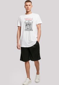 F4NT4STIC T-shirts med print - white