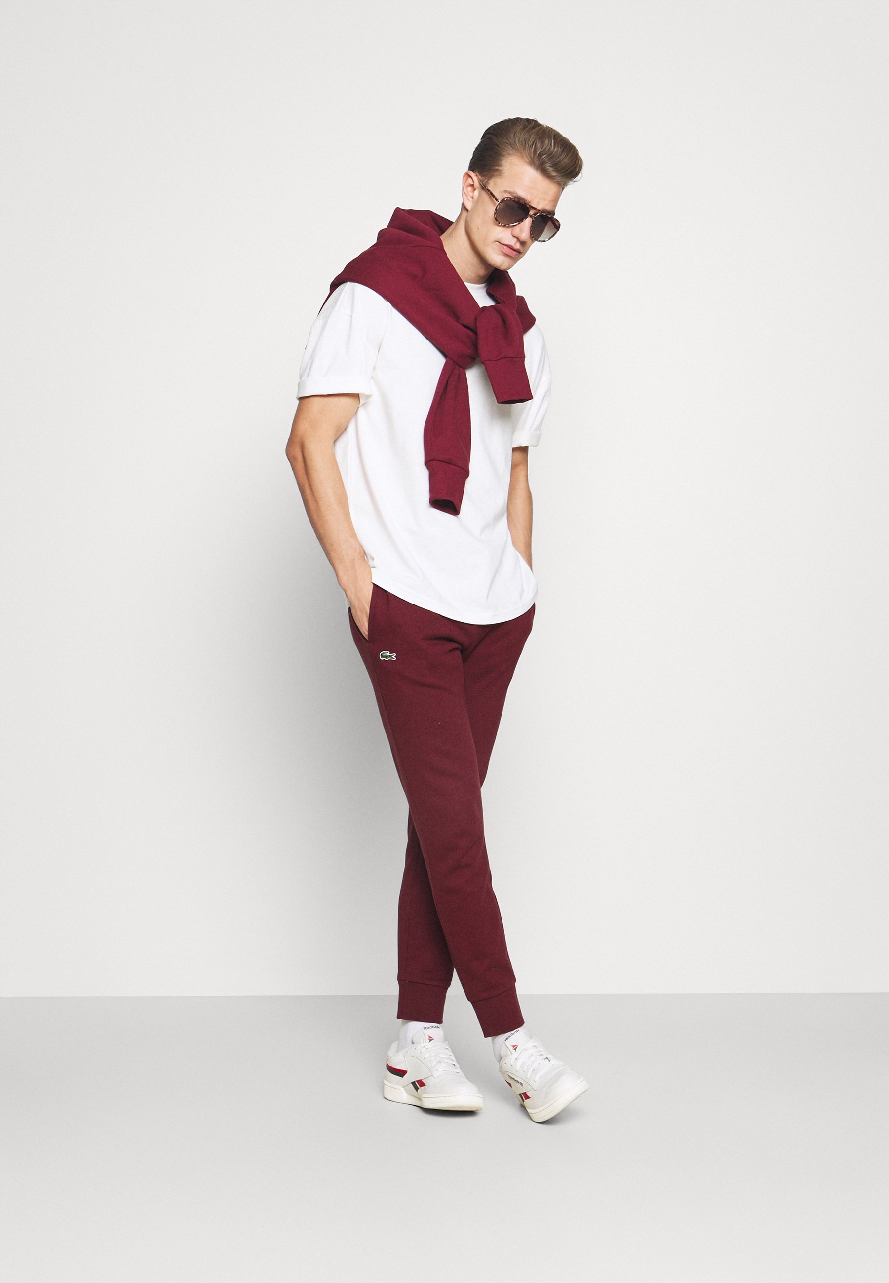 lacoste ensemble rouge