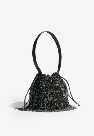 Fekete gyöngyökkel díszített kézitáska húzózsinórral, sima selyem fogantyúval és bojt részlettel az alján. Strukturált, dekoratív dizájn.