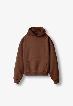 Felpa marrone con cappuccio, tasca a marsupio frontale e polsini e orlo a coste, mostrata su uno sfondo bianco semplice.