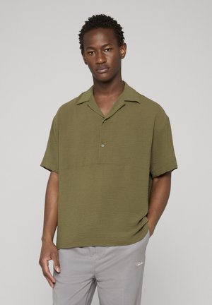 WRINKLED TEXTURED - Overhemd - khaki