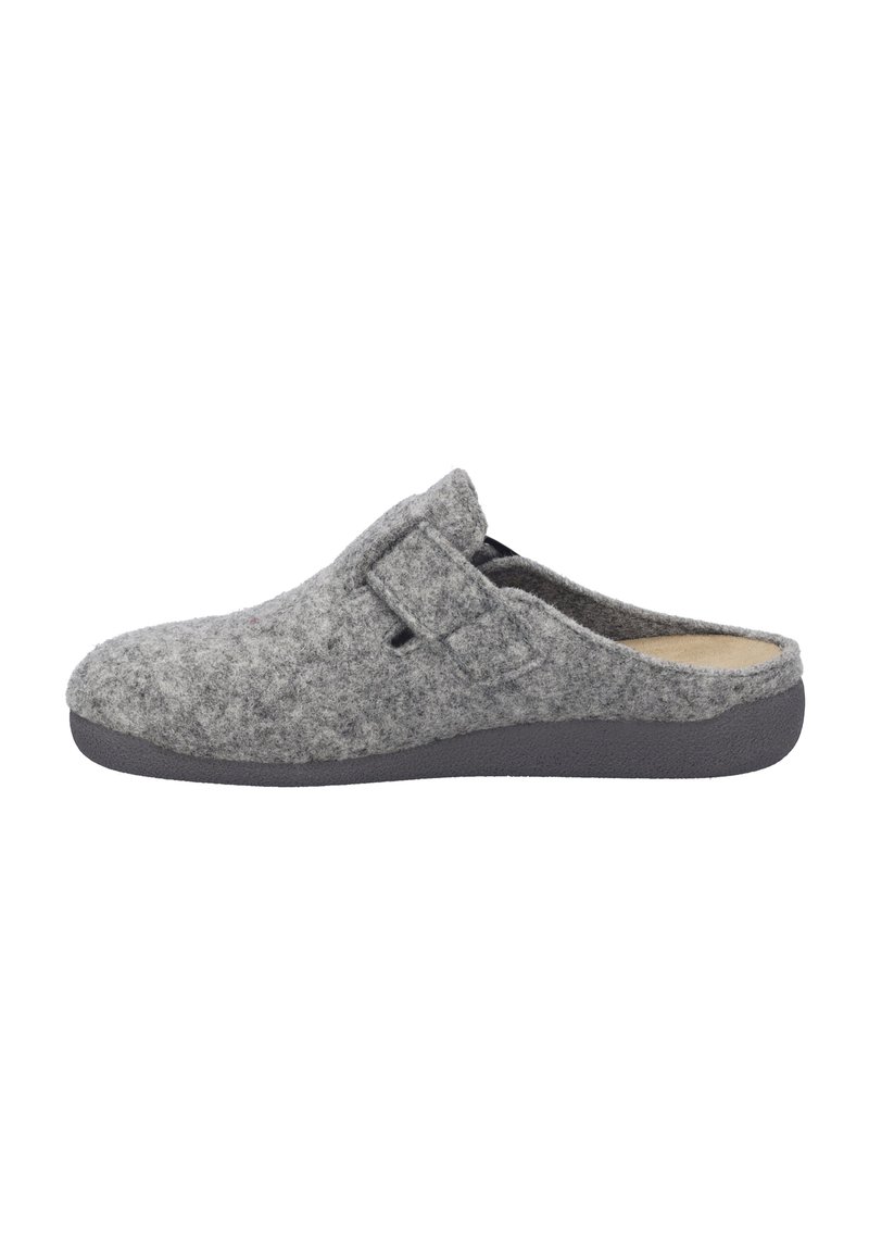 Pantofola grigia in feltro con design slip-on, caratterizzata da un dettaglio fibbia e una suola piatta in gomma texture. L'interno è dotato di un rivestimento morbido.