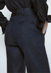 Massimo Dutti Flared jeans - dark blue