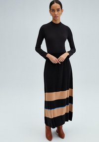 Touché Privé STRIPED WITH ELASTIC WAIST - Maxirok - black