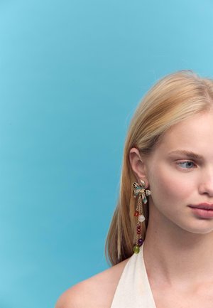 BEADED FLOWER - Earrings - gold-coloured
