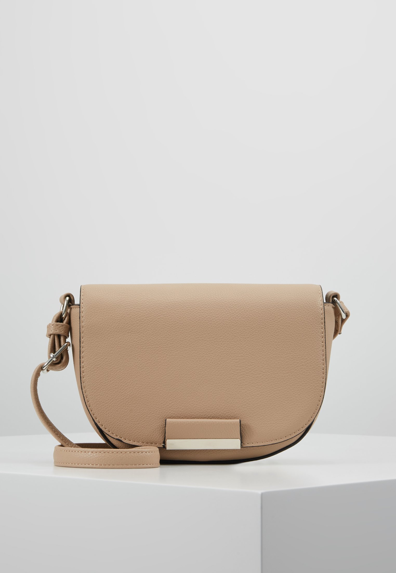 mango touch sling bag