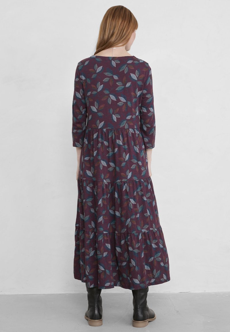 Seasalt Cornwall LINE STROKES - Jersey dress - layered leaves dark  hellebore/purple - Zalando