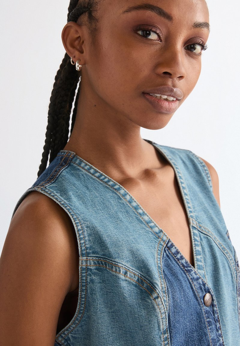 how to dress denim shirt Sleeveless Vest Mini Skirt Denim Suite – Glomica main image 1