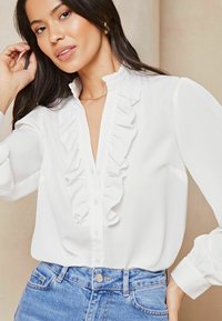 Lipsy RUFFLE PLACKET V NECK - REGULAR FIT - Cămașă - ivory white