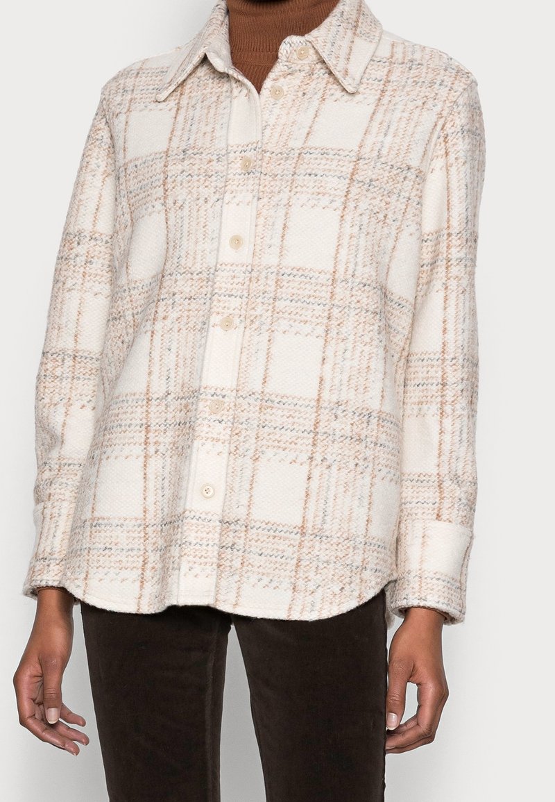 OPUS Tunn jacka - off-white