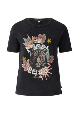 T-shirt in cotone nero con una grafica centrale di una tigre, circondata da accenti floreali colorati e il testo "il club dell'amore locale."