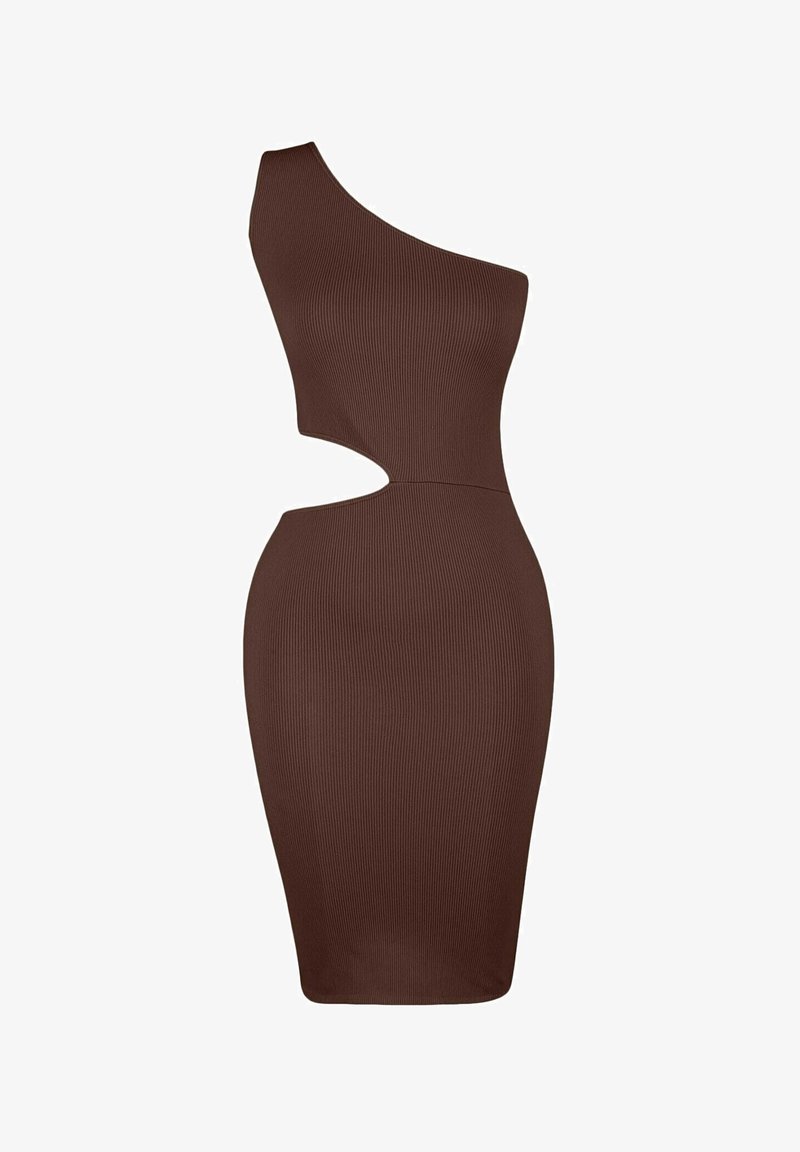 Robe moulante en maille côtelée marron avec une épaule dénudée et une découpe à la taille sur le côté gauche, longueur au genou.