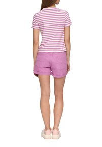 QS STREIFENMUSTER - T-Shirt print - lavendel