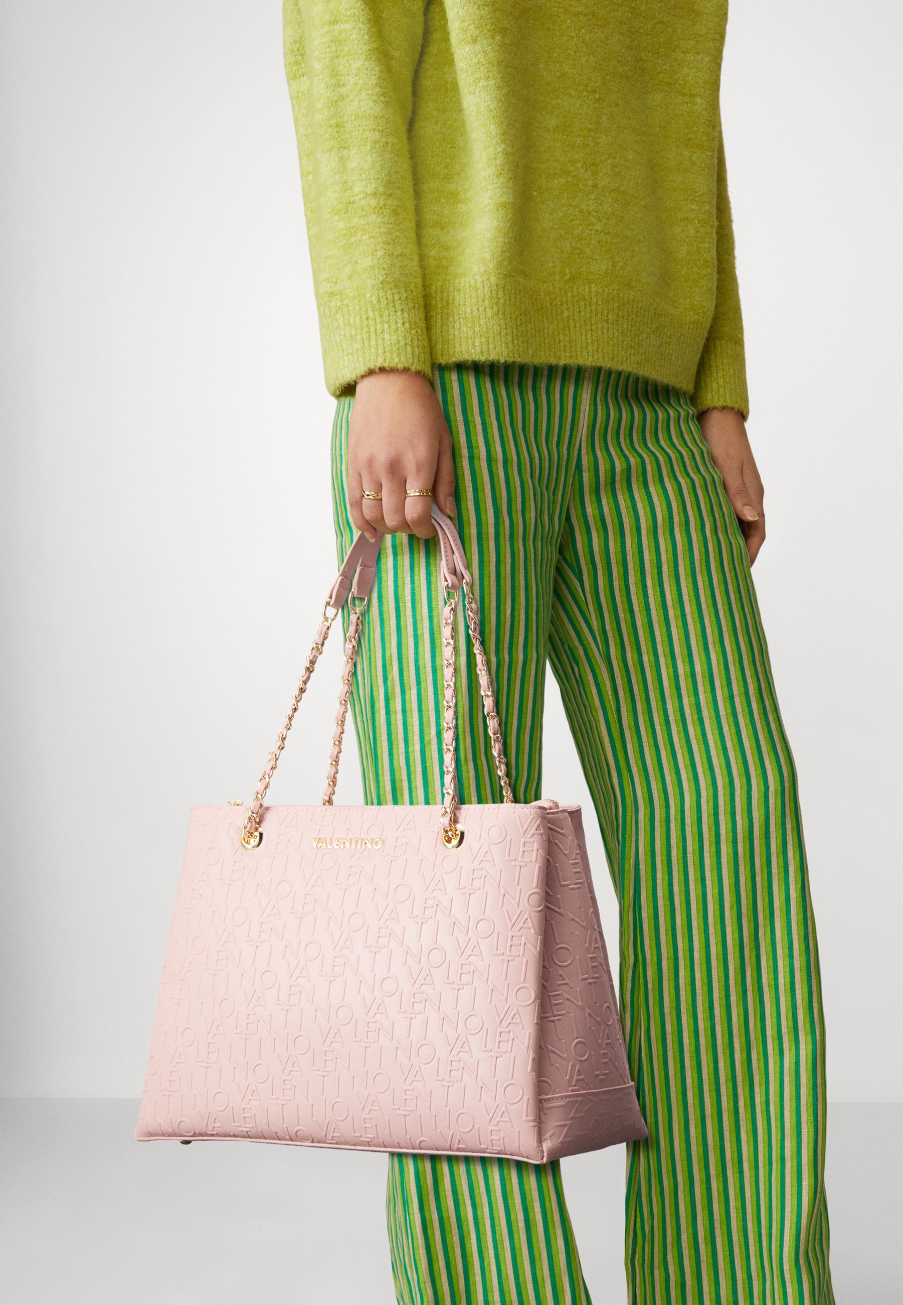 Sac a main bandoulière cuir vintage clouté bleu Gena Sac a main bandoulière cuir vintage clouté bleu Gena