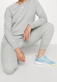 Under Armour Felpa - grey