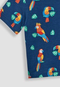 JoJo Maman Bébé GARDEN BUGS REGULAR FIT - Marškinėliai su spaudiniu - navy blue tropical birds