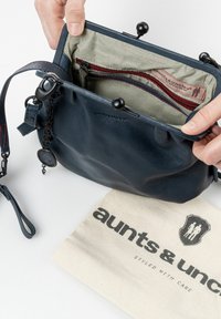 Aunts & Uncles FORTUNE COOKIE - Schoudertas - midnight blue