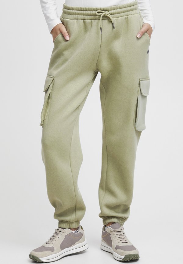 OXHONNIE REGULAR FIT - Cargo trousers - seagrass