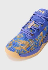 TYR CXT2F - Treningssko - purple/gold-coulored