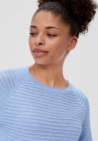 QS - Sweter