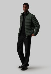 Calvin Klein PACKABLE QUILT JACKET - Giacca da mezza stagione - midnight forest