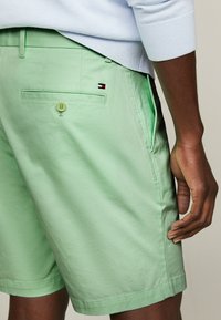 Tommy Hilfiger BROOKLYN - Short - mint gel