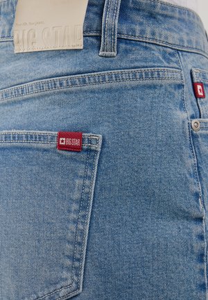 Big Star AYAKO - Short en jean - hellblau