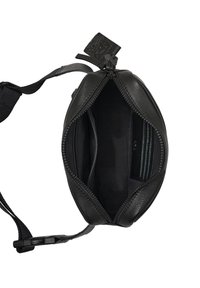 Borsa in pelle nera con chiusura a zip, caratterizzata da una texture liscia e un interno che include una tasca con zip e slot per carte.