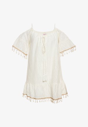 Bijela bluzica s kratkim, lepršavim rukavima. Ima teksturirani materijal, čipkastu obrubu i dekorativne rese na rubu i izrezu.