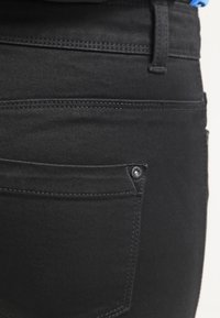 ONLY REGULAR SOFT ULTIMATE BLACK - Jeansy Slim Fit