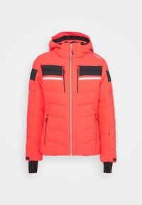 Veste isolante rouge avec capuche, bandes noires et blanches sur la poitrine, poches zippées, et poignets noirs prolongés pour temps froid.