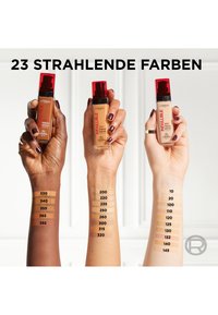 L'Oréal Paris INFAILLIBLE 32H FRESH WEAR MAKE-UP - Fondotinta - 320 toffee
