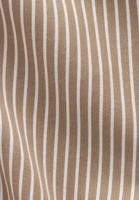 Next STRIPE ROLL - Camisa - natural