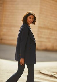 Friends Like These Cappotto corto - blue