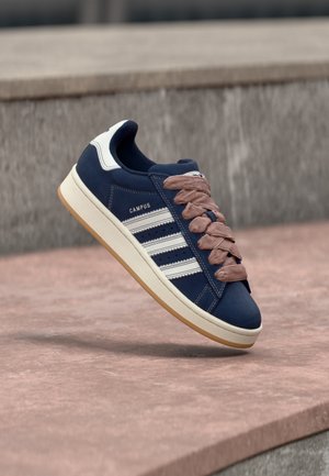 CAMPUS 00S - Skatesko - night indigo/core white