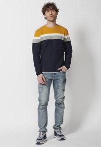 Koroshi Pulover - amarillo   yellow