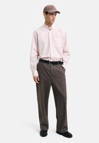 GANT RELAXED FIT HERITAGE  - Camisa - faded pink