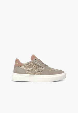 Suede sneaker in light gray and soft pink with mesh design, white rubber sole, and gold branding on the tongue and heel.