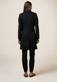 Oltre CON TASCHE - Cappotto classico - nero